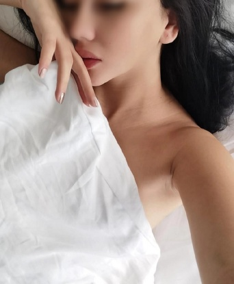 🌊✨ Мои услуги приведут тебя в удивительное состояние блаженства, где каждая клеточка тела будет петь от удовольствия. 💫💋 Я знаю, как осуществить все твои фантазии и желания, воплотить самые смелые мечты. 🔥🌙 Живу я в Москве, городе страсти и возможностей, и с удовольствием проведу время в компании состоятельного и щедрого джентльмена. 💃💼 Отзывы моих клиентов говорят о моем нежном и профессиональном подходе. Фото говорят сами за себя - я притягательная и сексуальная леди, осуществлю все твои сокровенные желания. 📸💞 Жду твоего звонка, чтобы подарить тебе незабываемые моменты нашей встречи в Москве. 💫💋 Вера